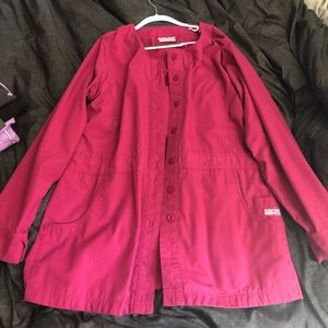 Butter soft scrub jacket in size extra large